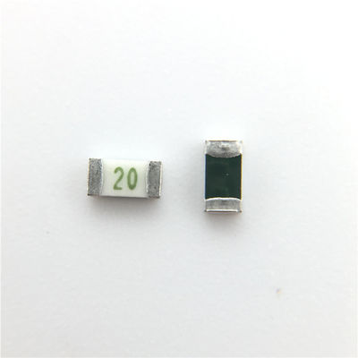 De kringsbescherming smelt Oppervlakte opzet Zekeringen Littelfuse 0501020.WR 32V 20A 1206 Hoge Stroom